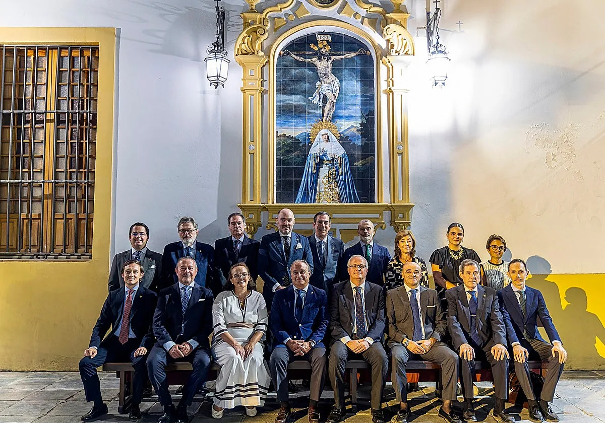 Ángel Casal oficializa su candidatura a la reelección a hermano mayor del Museo