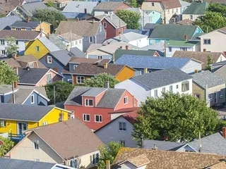 CARTE. Emmanuel Macron arrive à Saint-Pierre-et-Miquelon : combien de fois a-t-il visité les Outre-mer depuis 2017 ?