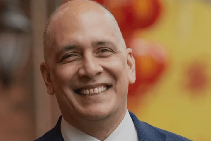 Pete Fry projected to be next mayor of Vancouver, beating out Ken Sim