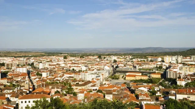 PS acusa Governo de propor "uma mão cheia de nada" para Castelo Branco