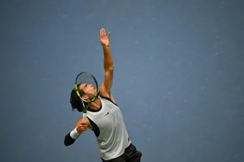 'Super-human' Alcaraz books US Open quarter-final clash with Shelton