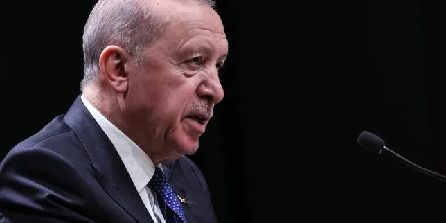 La Turquie émet un mandat d’arrêt d’international contre Benyamin Nétanyahou dans le cadre de l’enquête sur la flottille pour Gaza, il répond en traitant Recep Tayyip Erdogan de « dictateur antisémite »