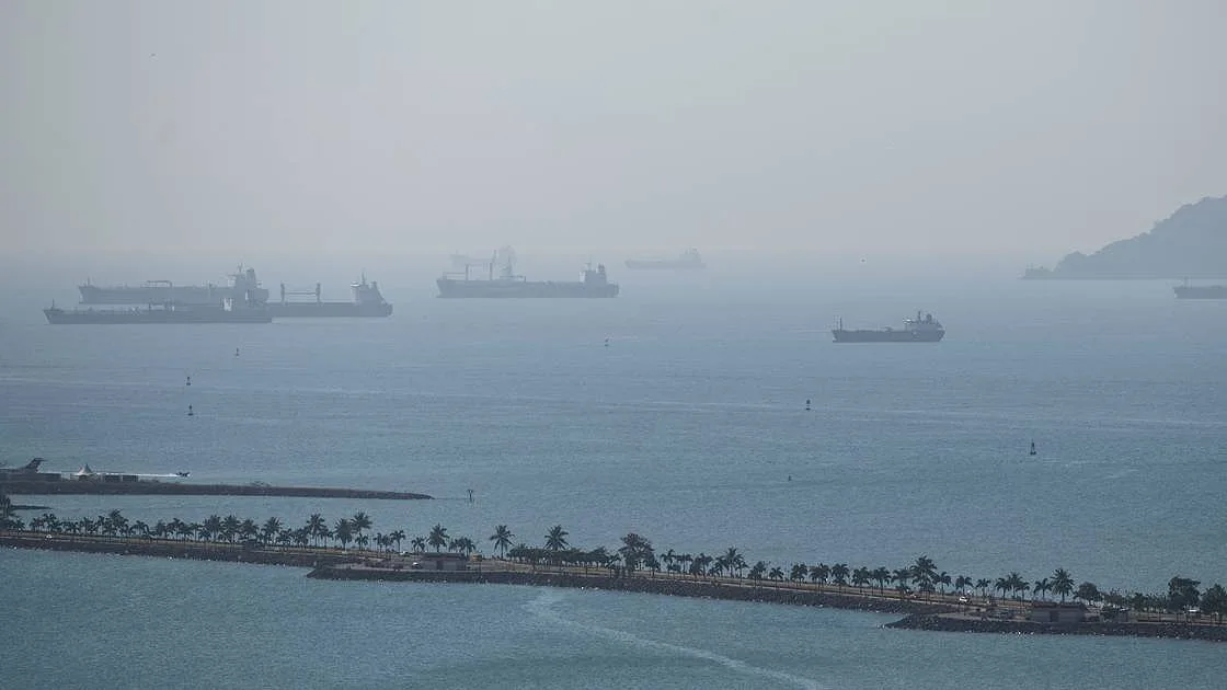 Canal do Panamá reduz trânsito diário de navios para enfrentar El Niño