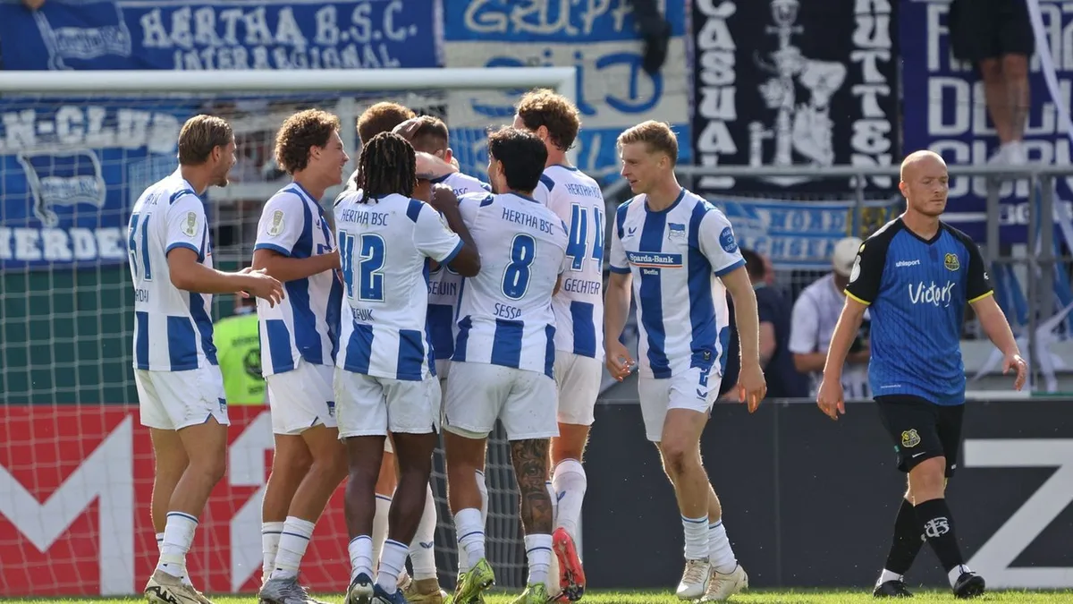 DFB-Pokal: Hertha siegt im Elfmeterschießen in Saarbrücken