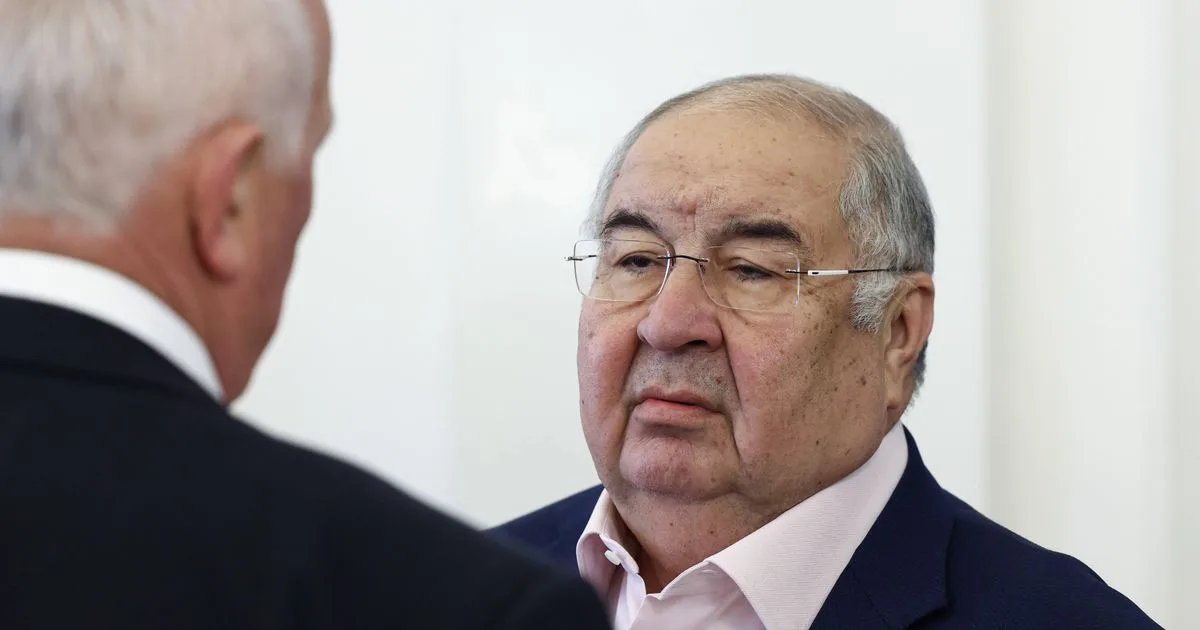 Français détenus en Azerbaïdjan : pourquoi Paris défend le retrait des sanctions visant un oligarque russe
