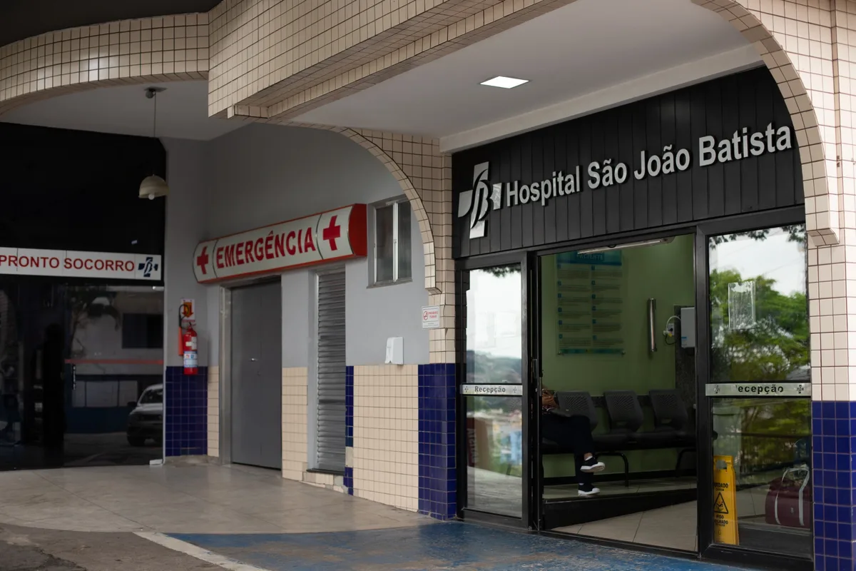 Segunda vítima de acidente entre carreta e moto morre no hospital em Volta Redonda
