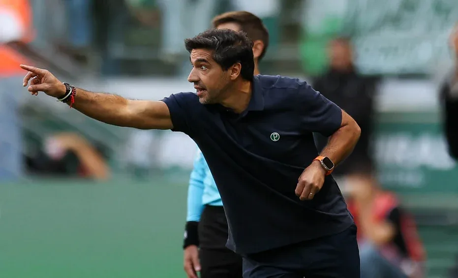 Abel promete Palmeiras competitivo em caso de saída de Allan e diz: “Quem quiser vai ter que pagar muito”