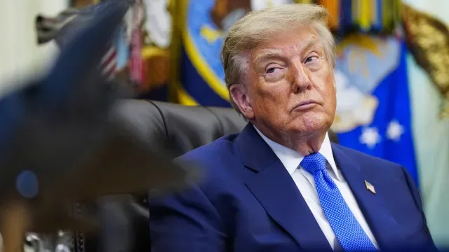 Trump admite que "em algum momento" negociações sejam retomadas