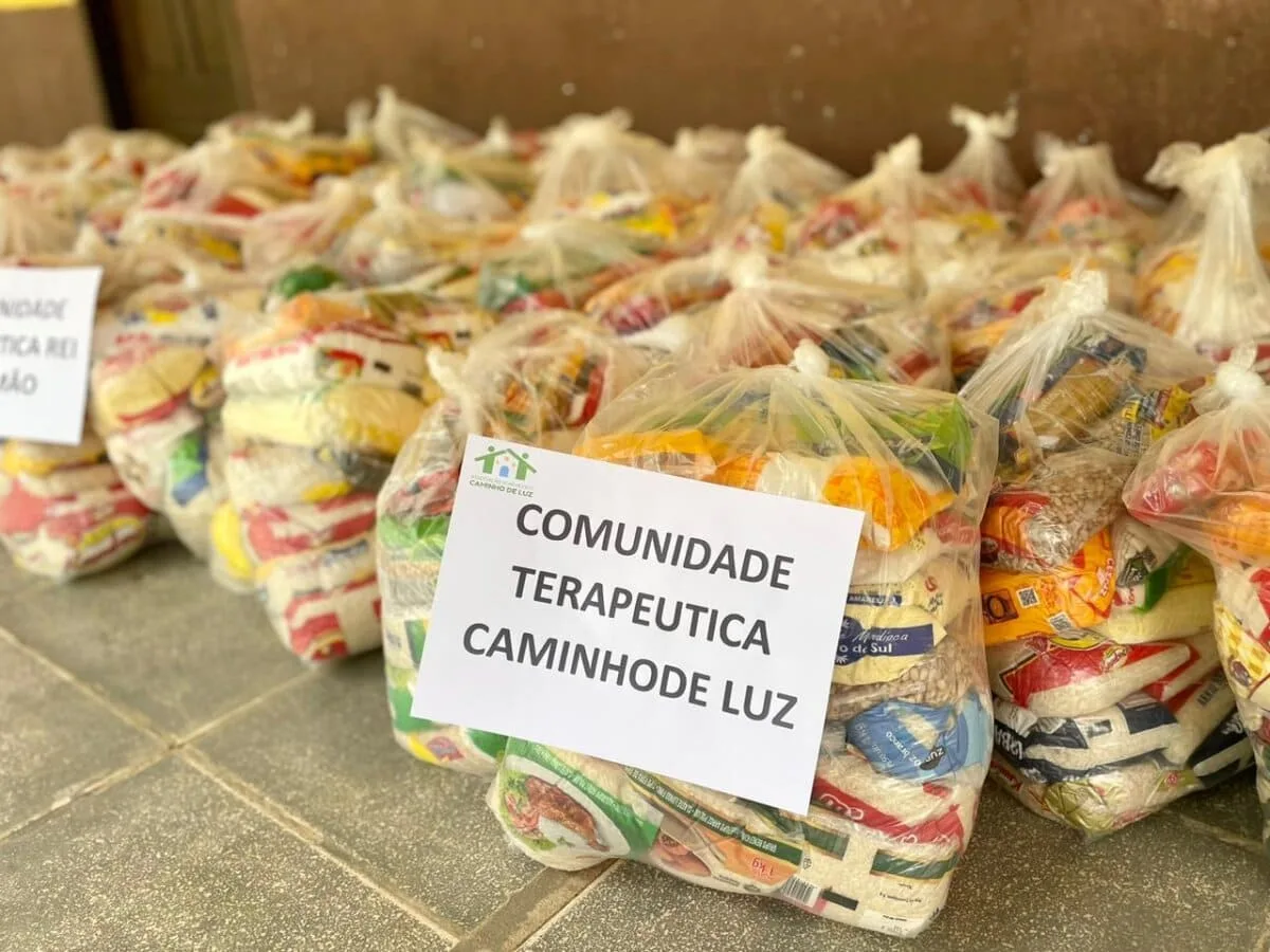 Alimentos arrecadados na Expoacre são entregues a comunidades e Cozinha Solidária