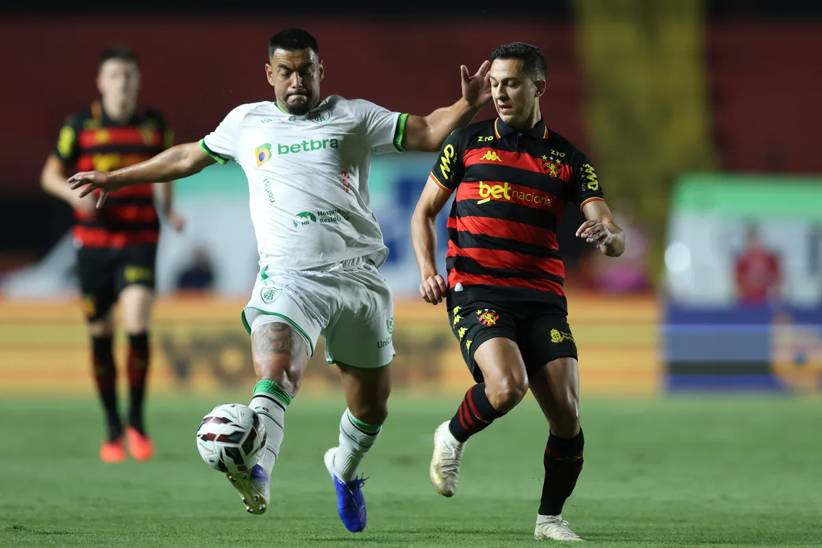 Juan Alano estreia como titular com duas assistências e amplia opções de Dal Pozzo no Sport