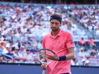 VIDÉO. Battu au deuxième tour du Masters 1000 de Cincinnati, Arthur Rinderknech s’emporte contre un spectateur