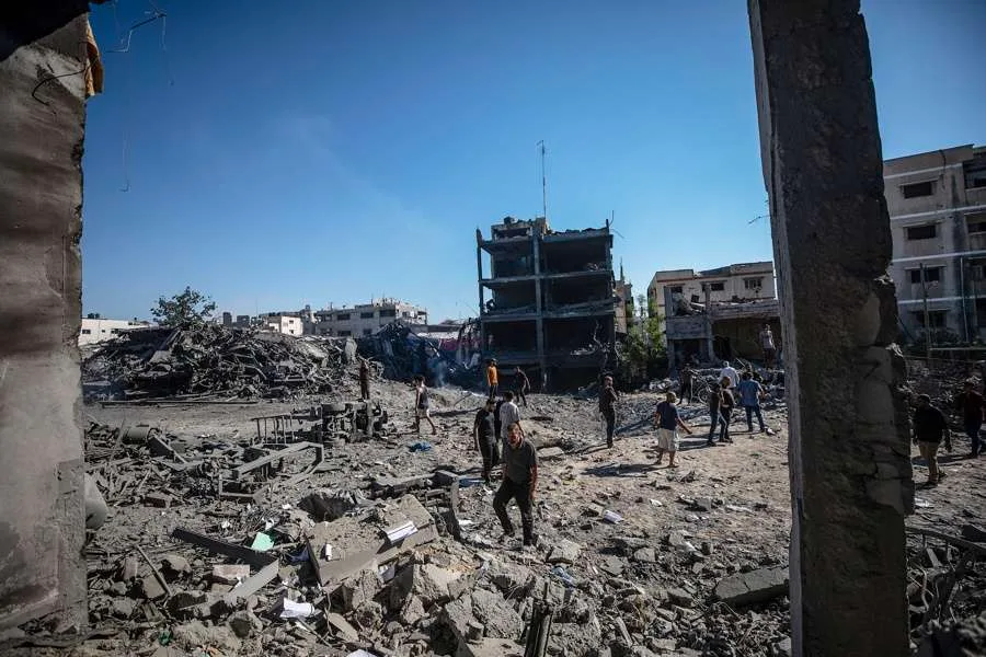 Realizan otro funeral masivo en la Franja de Gaza
