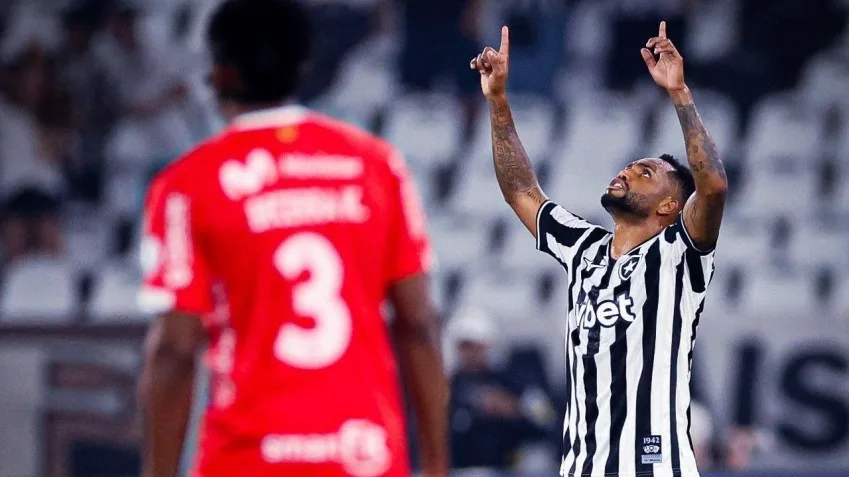 Botafogo vence Cienciano, mas cai nas oitavas da Sul-Americana