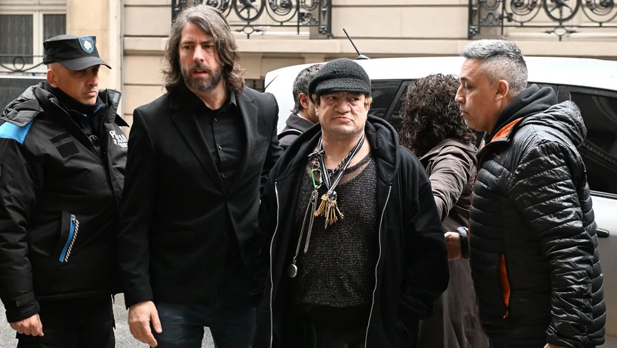 Juicio a “Pity” Álvarez: el músico cambió su defensa en pleno debate y pidió suspenderlo “por un plazo prudencial”