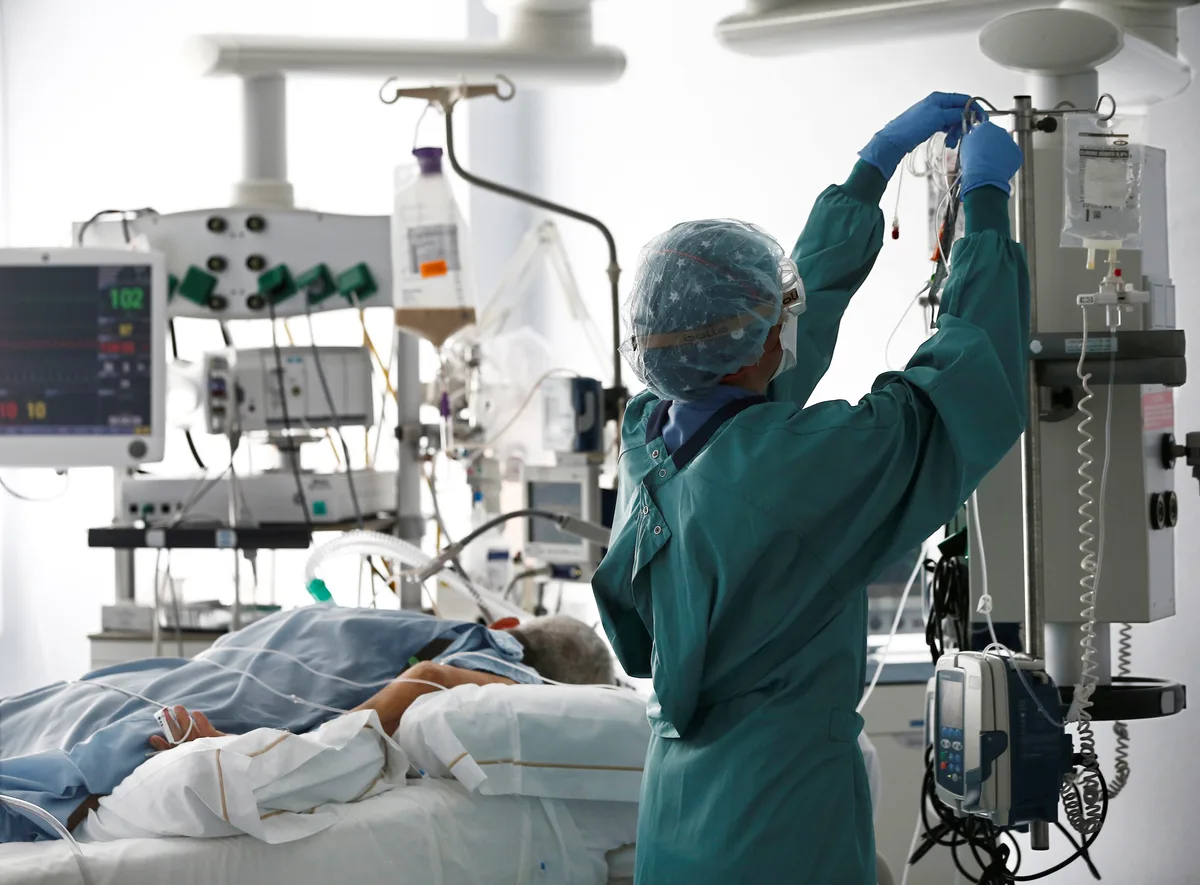 Así destrozó la covid los pulmones de los fallecidos en la pandemia: un estudio abre la puerta a nuevos tratamientos en casos graves