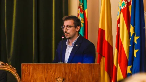 Compromís denuncia que la alcaldesa de Castellón mantiene al edil racista de vox que pidió "la expulsión de moros ya"