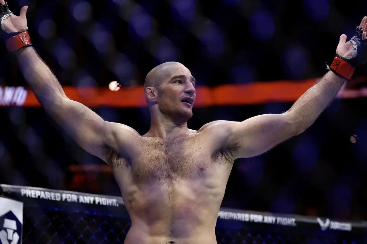 Боец UFC Аллен: Стрикленд меняет позицию в зависимости от того, куда дует ветер