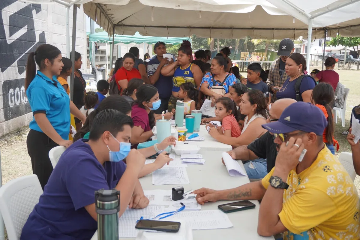 Clínicas móviles en Honduras se convierten en alternativa ante huelga de médicos