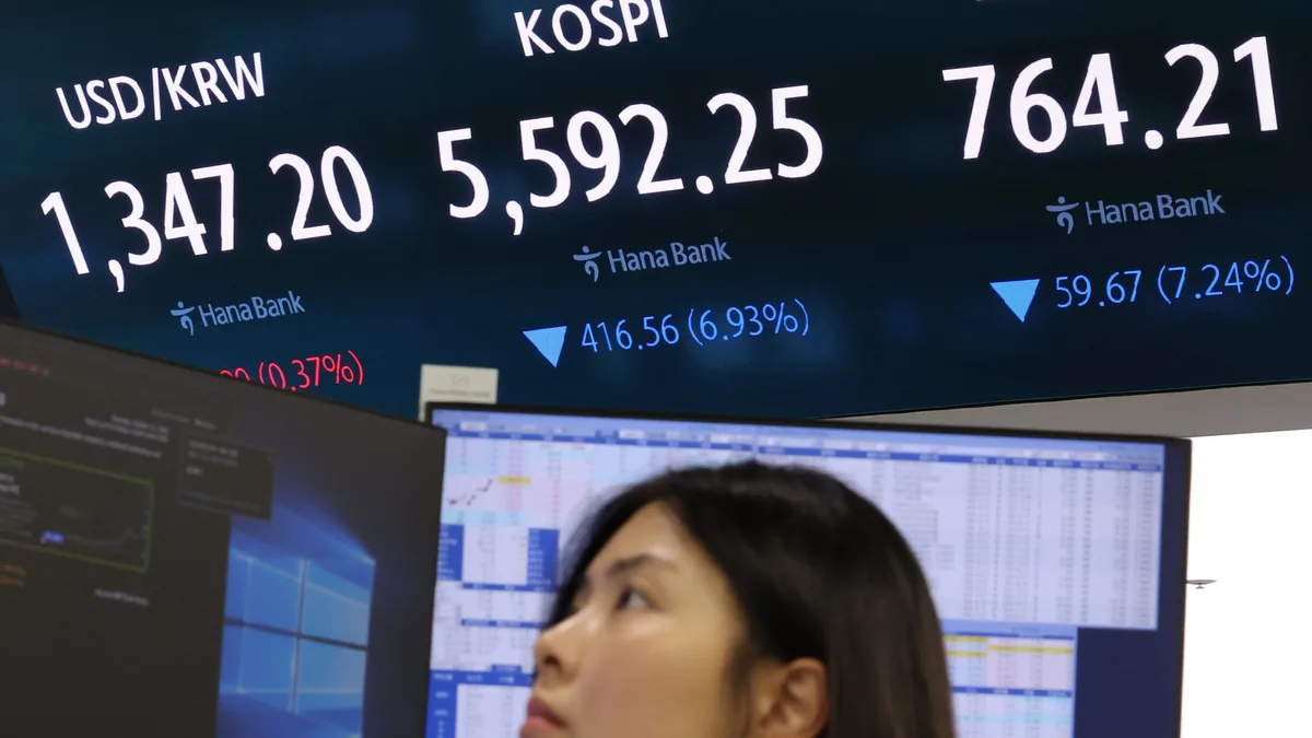 코스피·코스닥 장중 7% 넘게 폭락...나란히 ‘매도 사이드카’