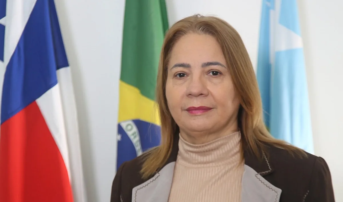 Prefeita anuncia saída do União Brasil e aproximação com Jerônimo
