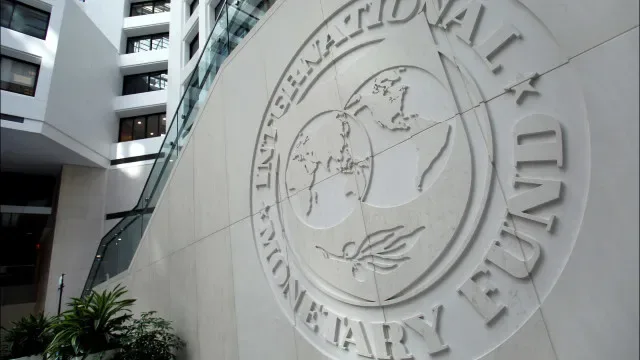 FMI alerta para riscos crescentes na economia mundial