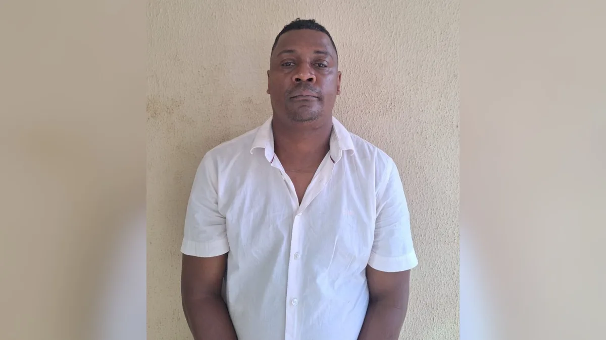 Ex-jogador de futebol é preso suspeito de oferecer falsas promessas de empregos a pedreiros na Alemanha