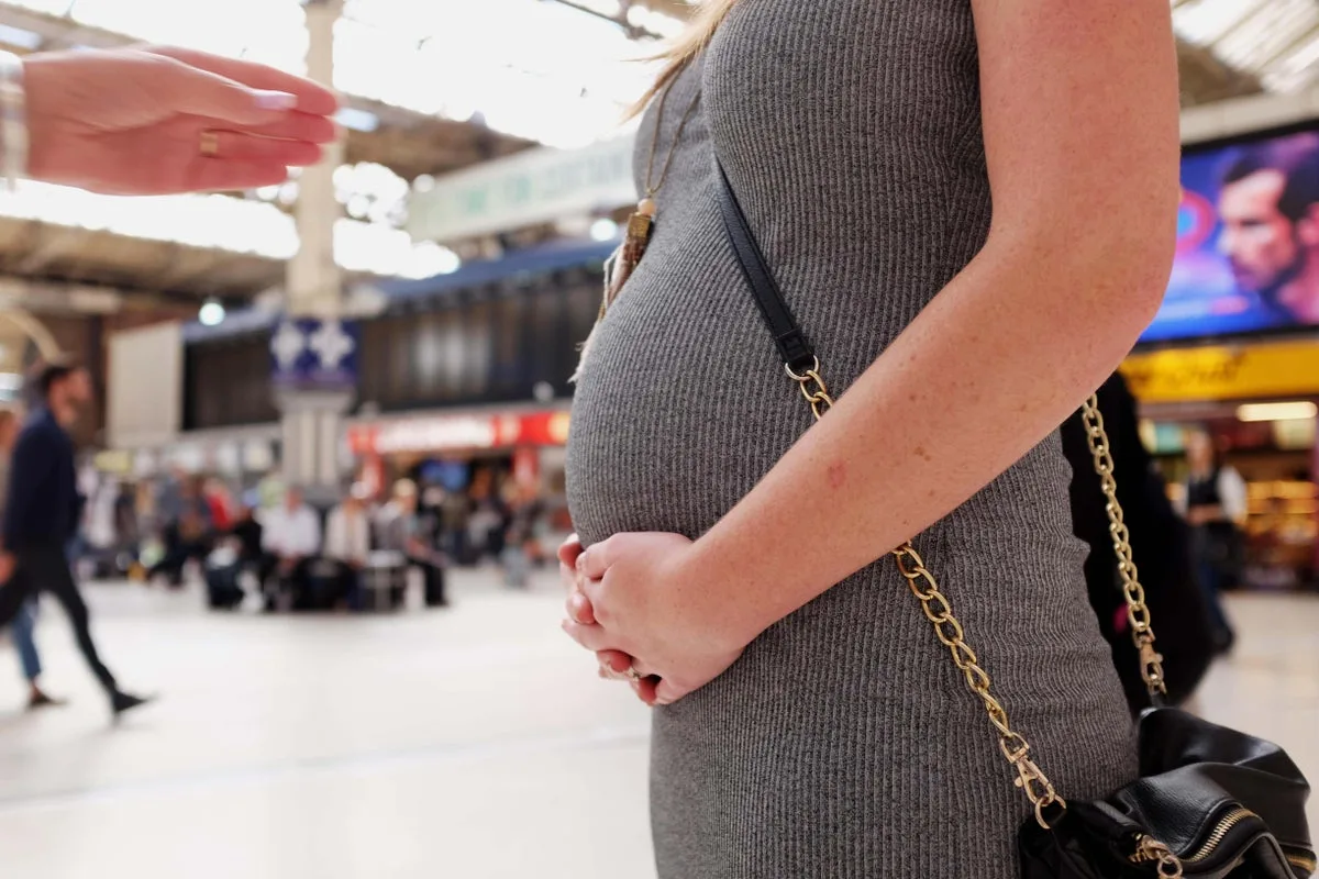 Woman in Australia gives birth to biologically unrelated twins