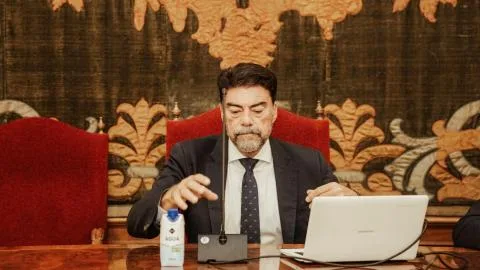 La jueza de la causa de las VPP de Alicante rechaza la petición de archivo de causa de tres investigados