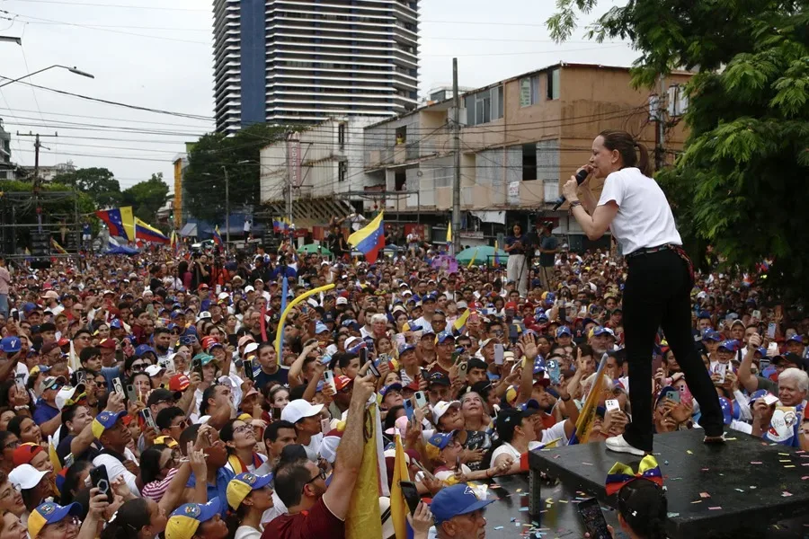 María Corina Machado ofreció el apoyo de los venezolanos para las víctimas del terremoto en Panamá