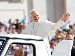 Vingt-sept millions d’euros pour quatre jours : Pourquoi le séjour du pape en France coûte-t-il si cher ?