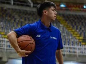 Trotamundos anuncia a Juan Cruz Narvarte como técnico para la LSB