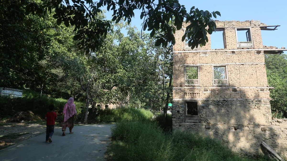In village where 23 Kashmir Pandits were killed, 4 homes a reminder of dark night