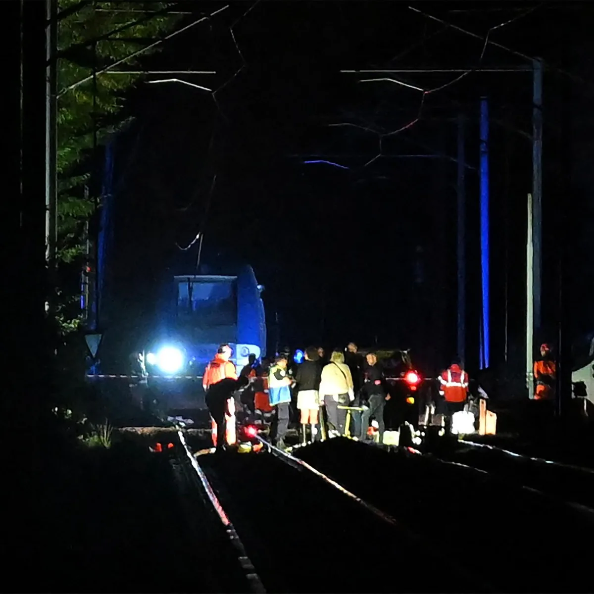 Frankreich - Nach Zugunglück in der Normandie: Ermittler sehen keine Hinweise auf Anschlag