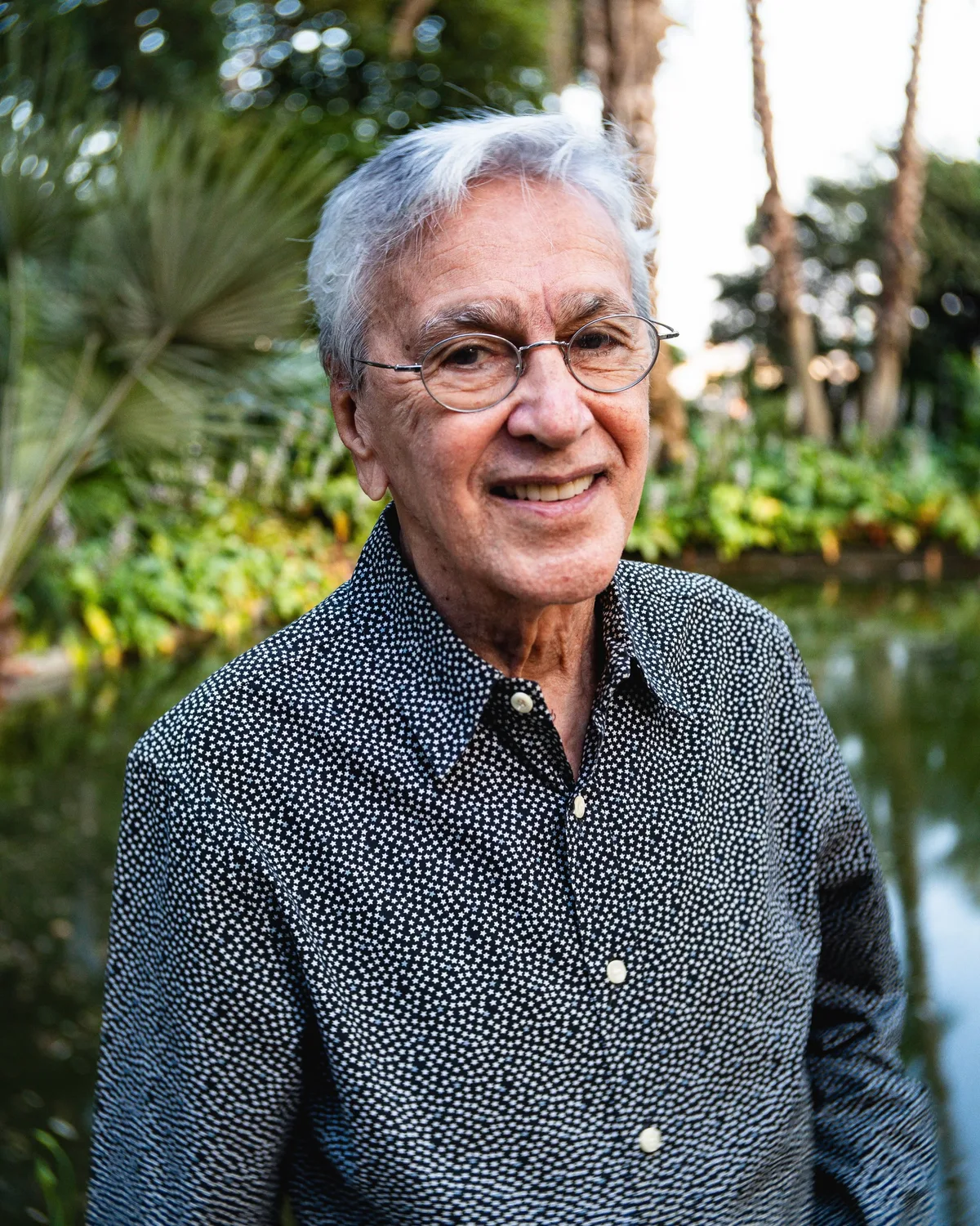 Caetano Veloso reforça laços com obra dos Beatles ao gravar canção 'Because' no álbum do violonista Niño Josele