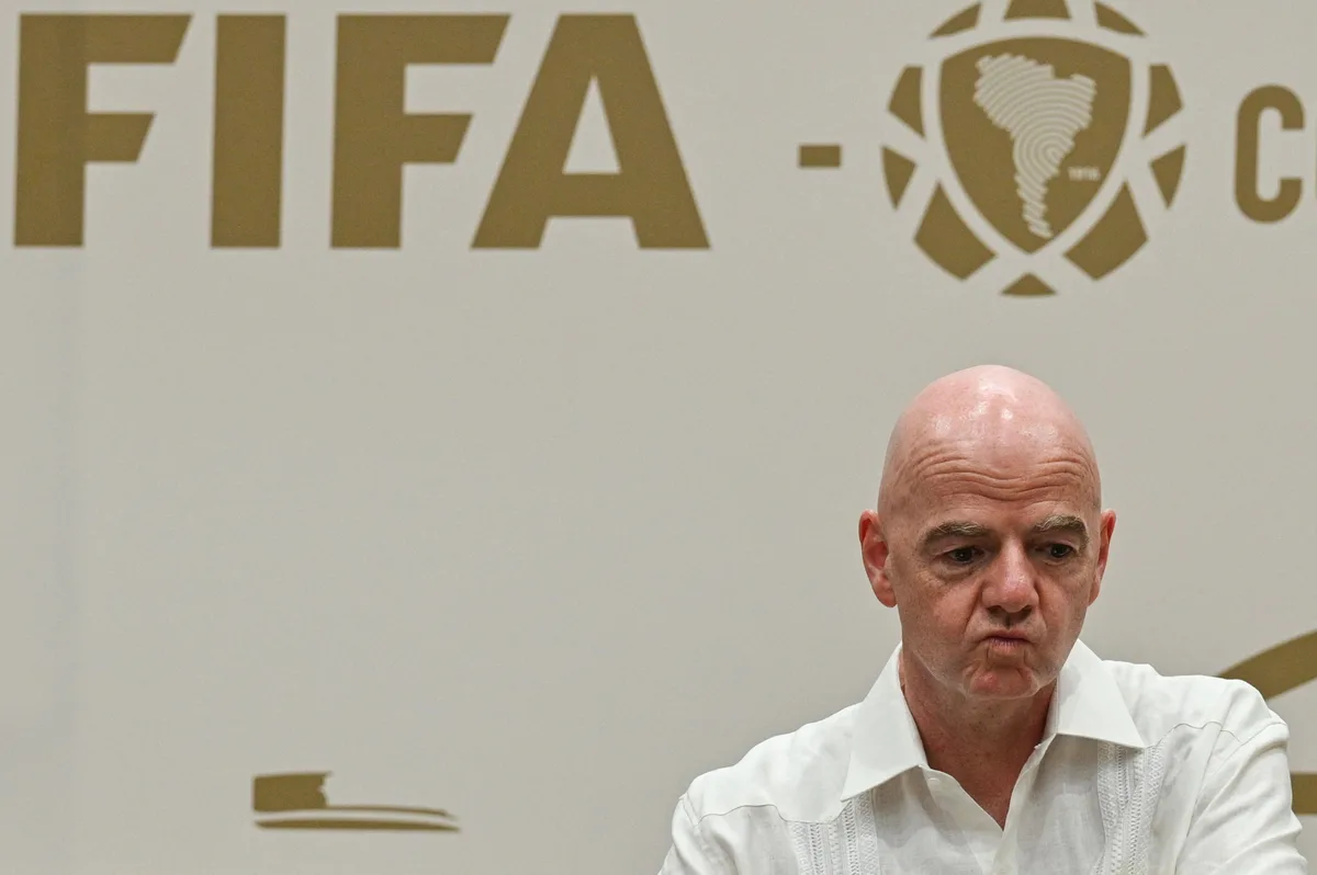 Montagliani declara la guerra a Infantino