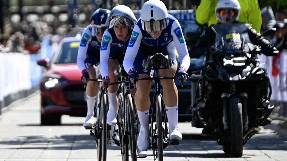 Mondiaux de cyclisme : les Français décrochent l'argent en contre-la-montre en relais mixte par équipe