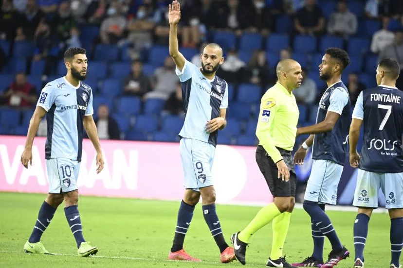 Après une carrière principalement en France et plus de 50 buts en Ligue 2, l'international marocain Khalid Boutaïb raccroche à 39 ans