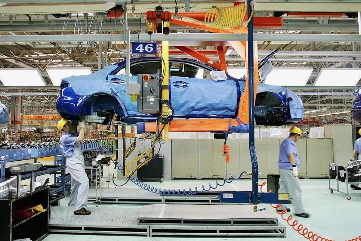 México elimina arancel de 10% para importar kits y abre la puerta al ensamble de autos chinos sin contenido nacional