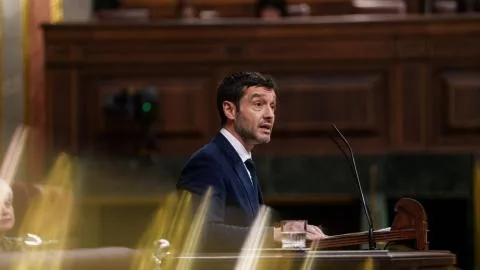 Luz verde a la gran reforma de la Ley de Dependencia en el Congreso que avala más atención y cuidados