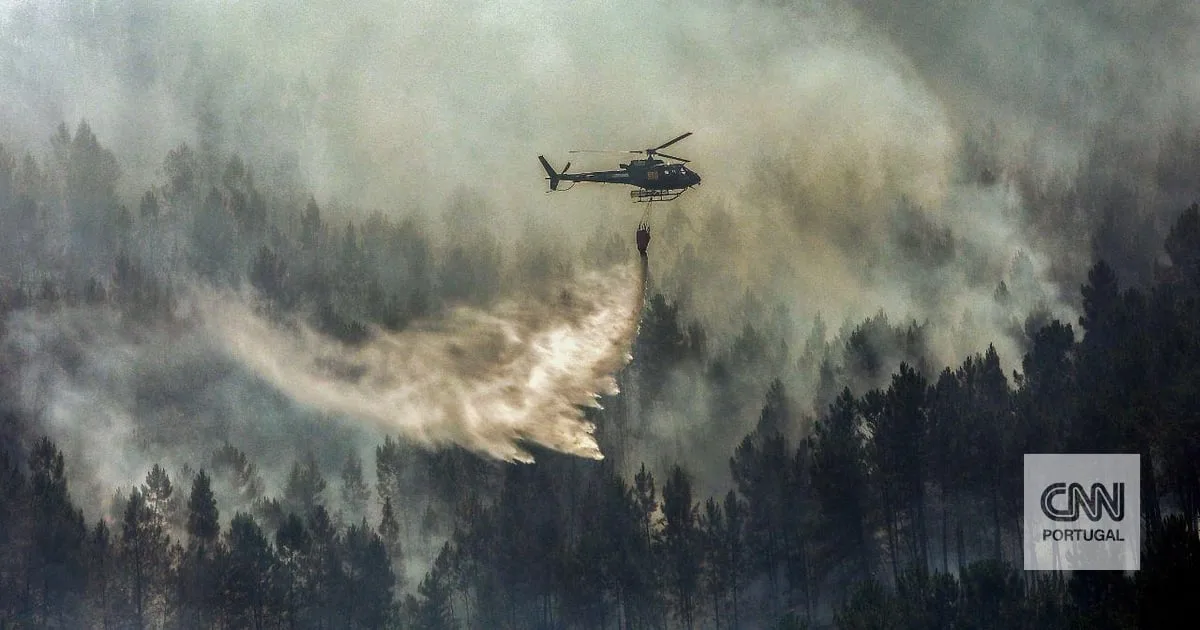Combate a quatro incêndios no Norte vai ser reforçado com meios aéreos