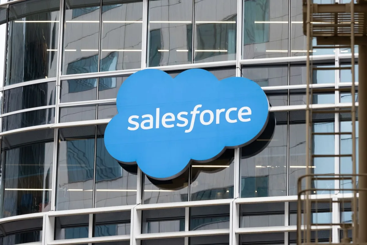 Nowhere to hide: Tech selloff hits software and chip stocks alike