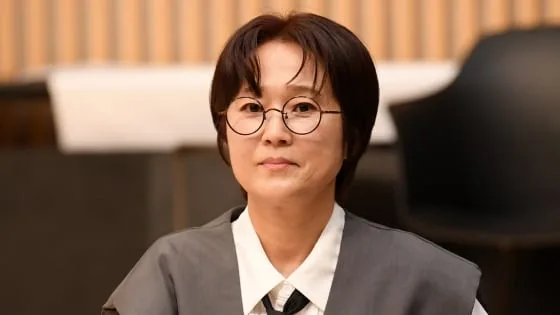 ‘53세’ 송은이, 다이어리 못 쓸 정도?..결국 수술 “방아쇠수지증후군 걸려” (비보티비)