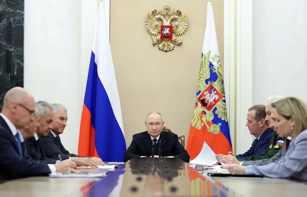 Construye Rusia bases de drones a una distancia que podría alcanzar la OTAN, según un diario