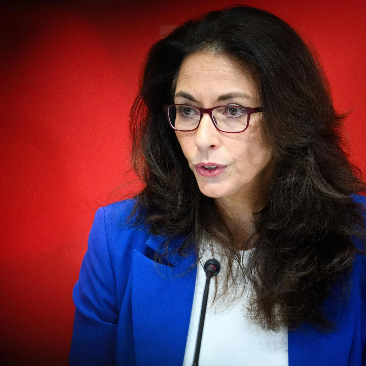 Wirtschaft - DGB-Chefin Fahimi will von Bundesregierung Wachstumsagenda und aktive Industriepolitik