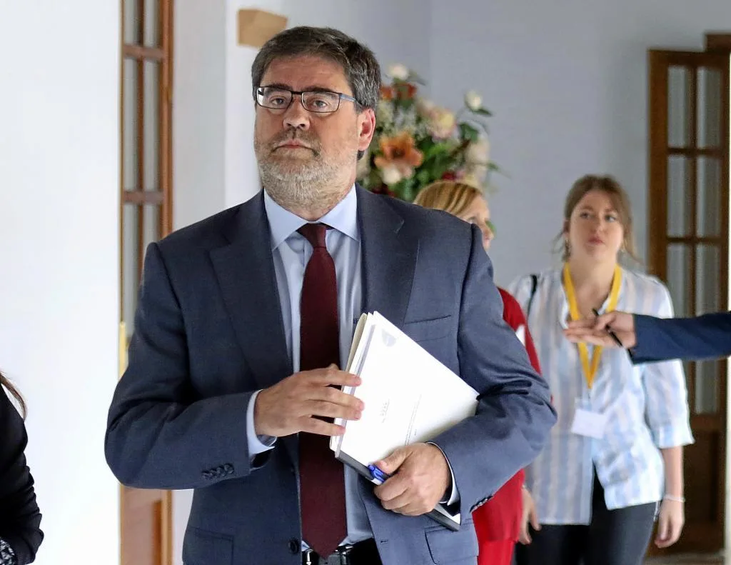 El caso Begoña Gómez se lleva por delante a un alto cargo de la Cámara de Cuentas de Andalucía