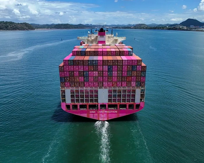 Panama canal traffic to be cut again as drought from El Niño worsens