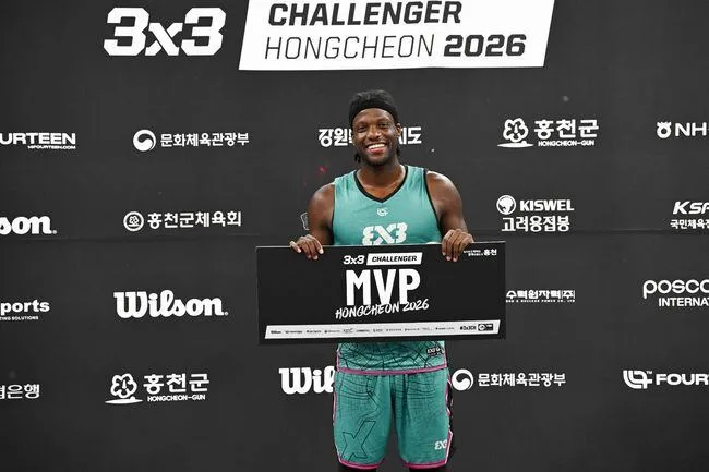 “세계 1위 격파하고 큰 자신감 얻었어요!” 홍천에서 정상 찍은 MVP 퀸시 딕스 [홍천챌린저]