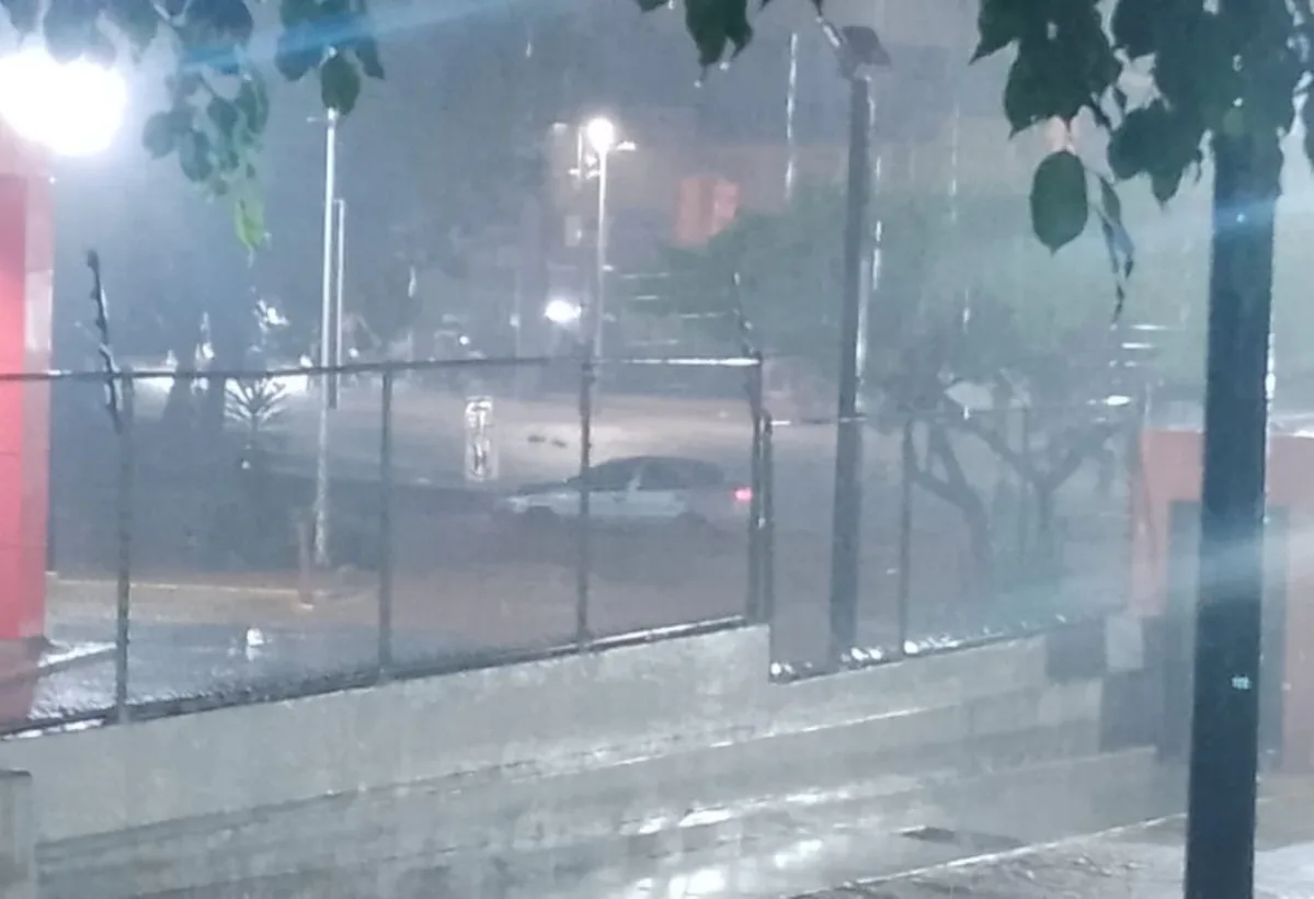 Reportan la presunta muerte de dos adolescentes tras lluvias en Caracas