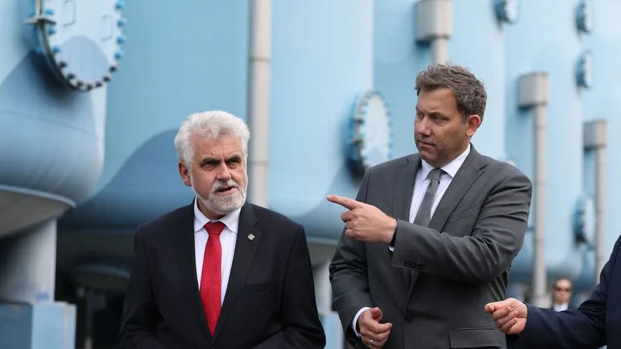 SPD: Wie Klingbeil in Sachsen-Anhalt die AfD stoppen will – und sich selbst retten