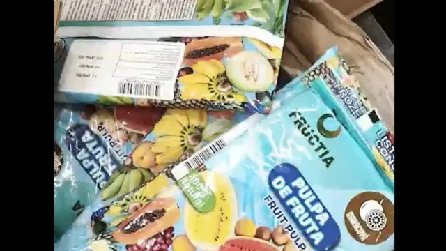PJ mostra as imagens da apreensão de 150 kg de cocaína em polpa de fruta